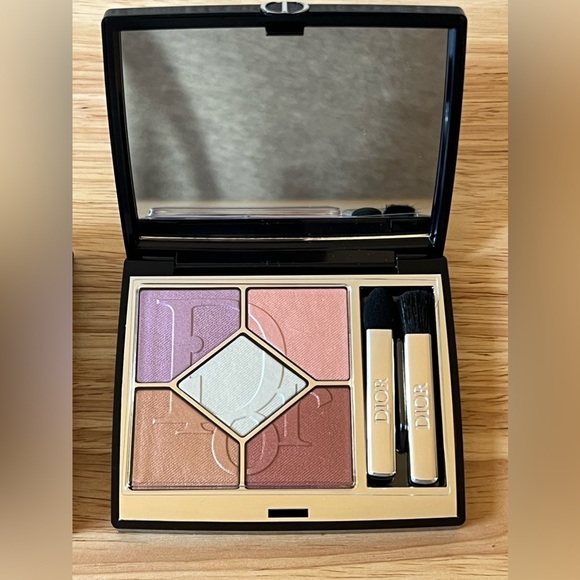 DIOR DIORSHOW 5 Couleurs 933 Pastel Glow Eyeshadow Palette 2024 New - Picture 2 of 5